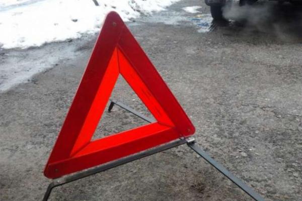 На трассе «Ростов – Ставрополь» в ДТП с КамАЗом пострадали пять человек